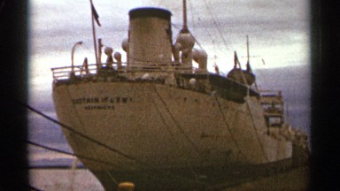 1965: the ship is very nice to move in the sea it is so most beautiful movement
