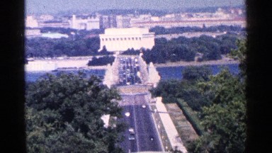 1964: the video captured the bridge many vehicle traveled to using it