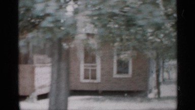 1958: the scene of clipping is the beautiful wood house in the city NEW JERSEY