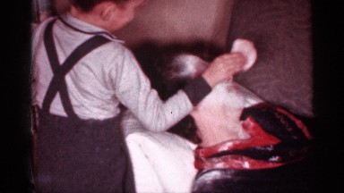 1958: kid playing and enjoying in her home around with her mom NEW JERSEY