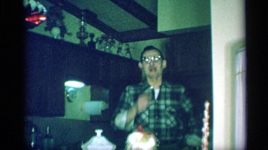1959: the men sing the song another seconds dance