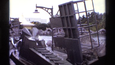 1974: a machine or transport moving slowly at the place of its area some people