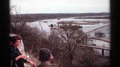 1969: people seeing the river area and discussing with them SAINT PAUL MINNESOTA