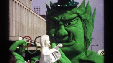 1971: statues are different and colors and it located at the exhibition or a big